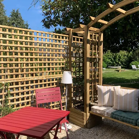 La Meffrais 1741 Bed & Breakfast Dinan Room photo