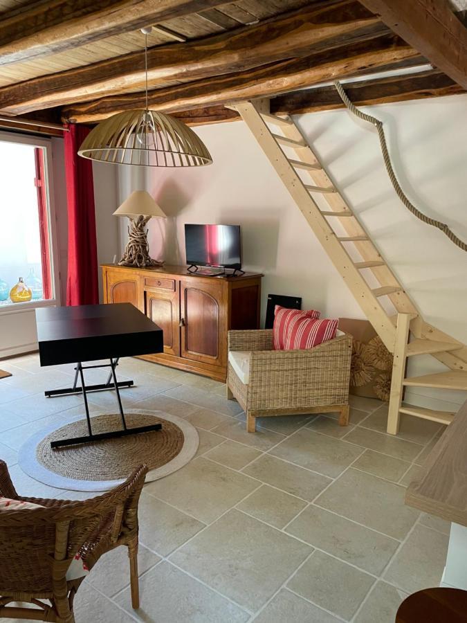 La Meffrais 1741 Bed & Breakfast *